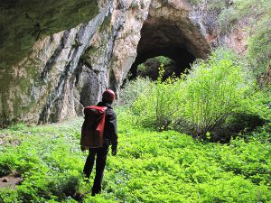 СПЕЛЕОЛОГИЧЕСКАЯ ЭКСПЕДИЦИЯ В МОЛДО-ТОО