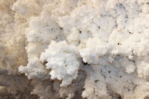 Photo of the Khoja Mumin salt mountain. Author, Alexander Mashkov